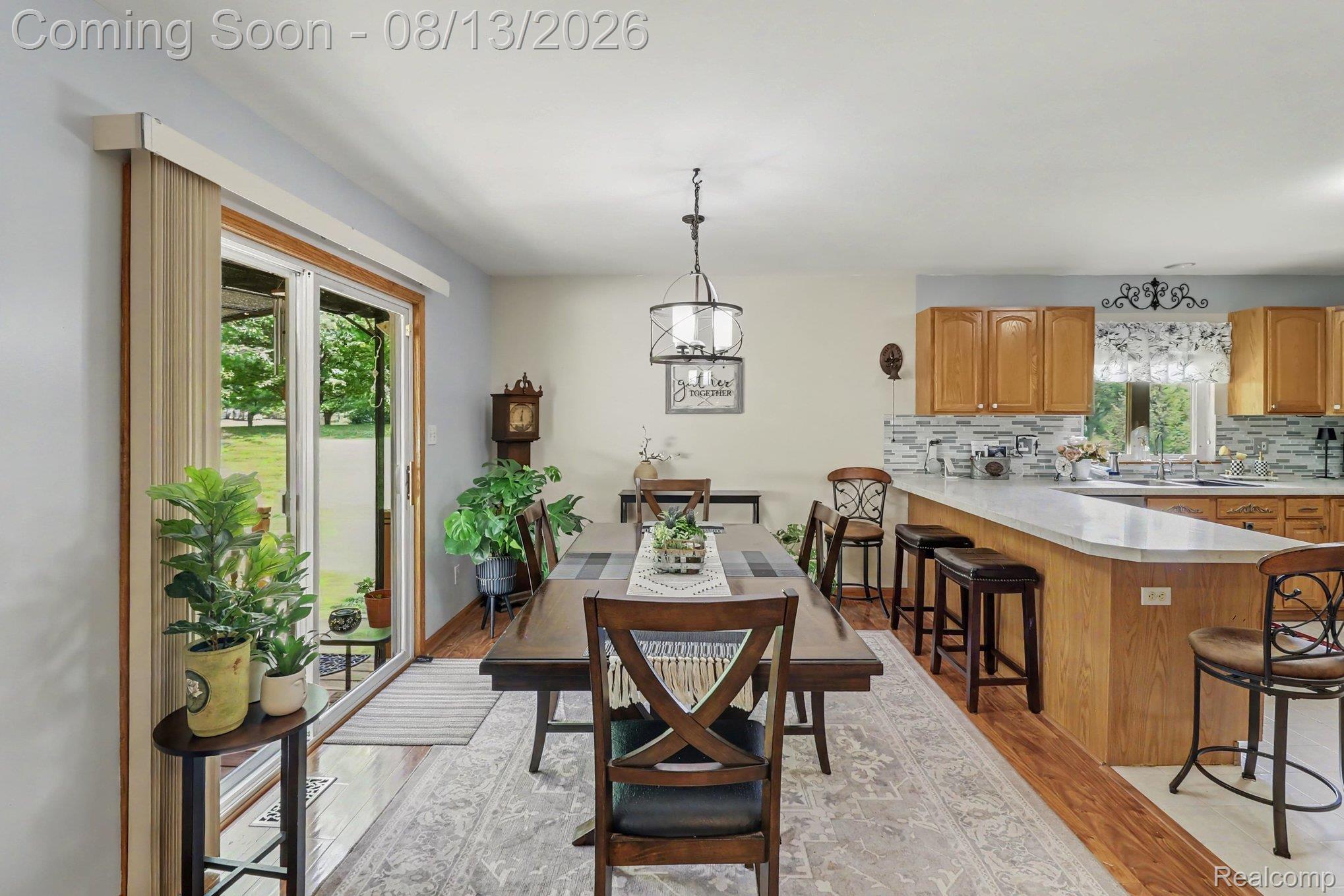 2575 County Farm Road Property Photo 6