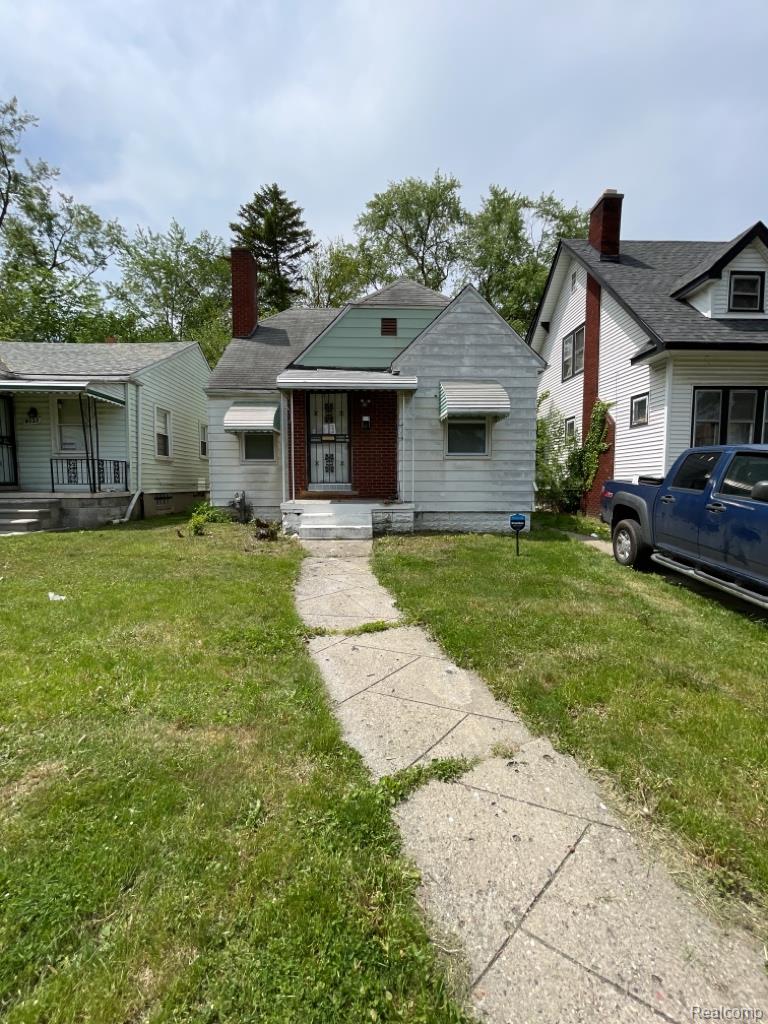9137 Birwood Street Property Photo 1