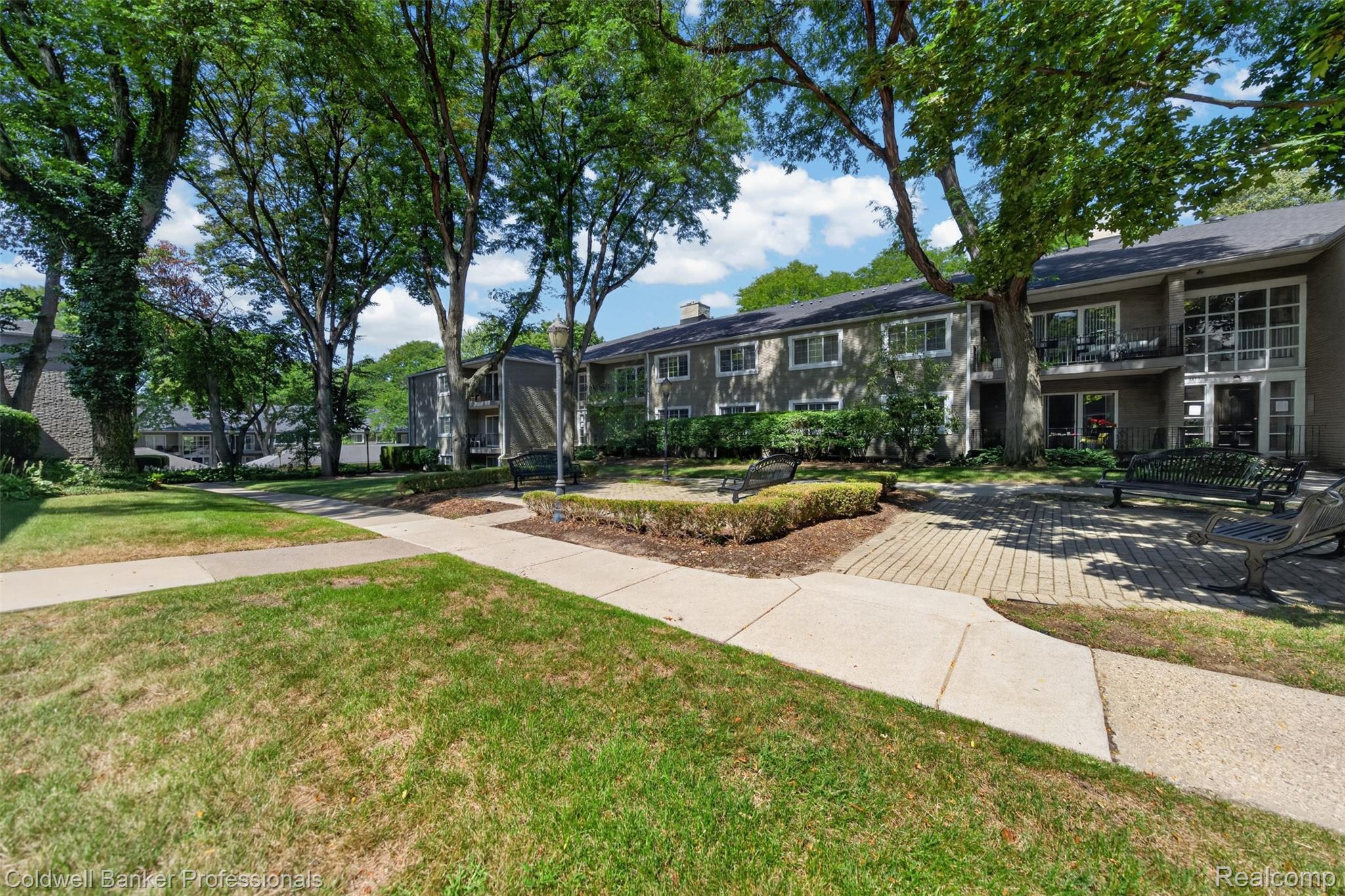 1111 N Old Woodward Avenue 17 Property Photo 8
