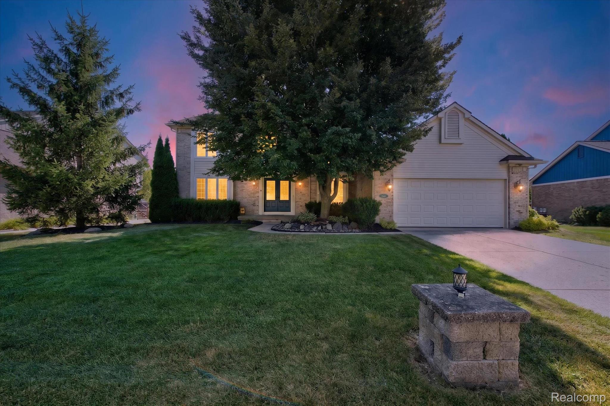 22649 Foxmoor Drive Property Photo 1