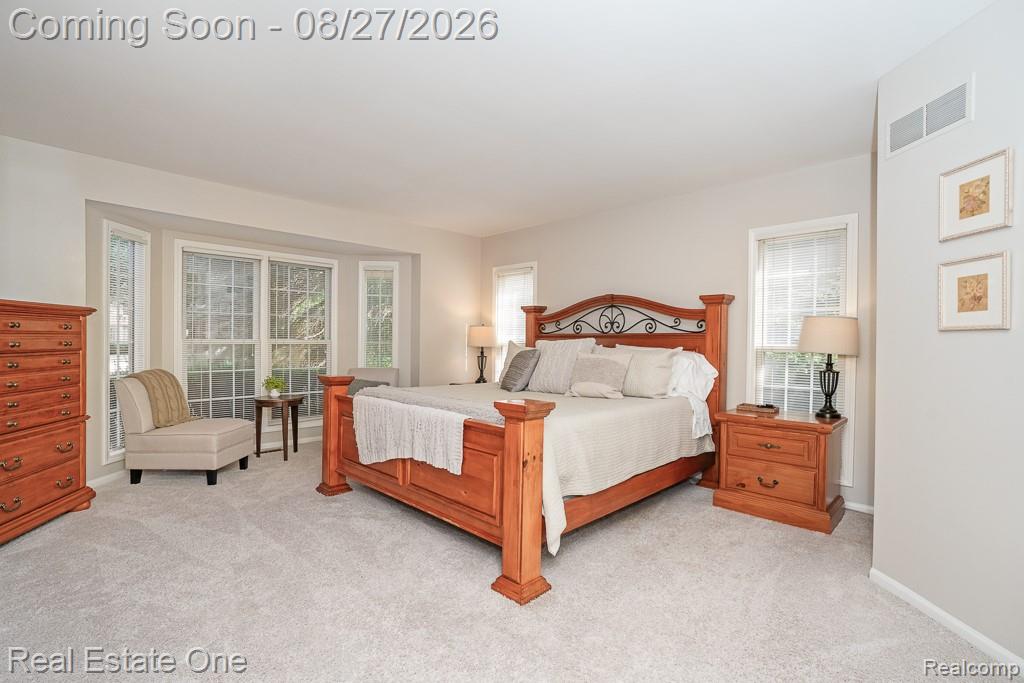 1026 Pointe Place Boulevard Property Photo 15