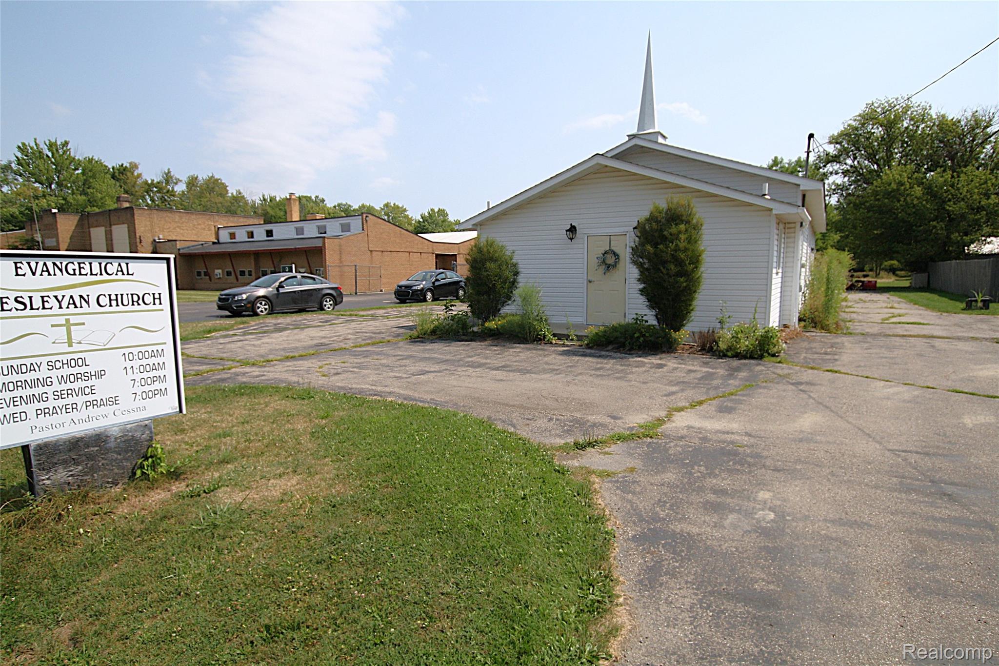 3141 S Vassar Road Property Photo 1