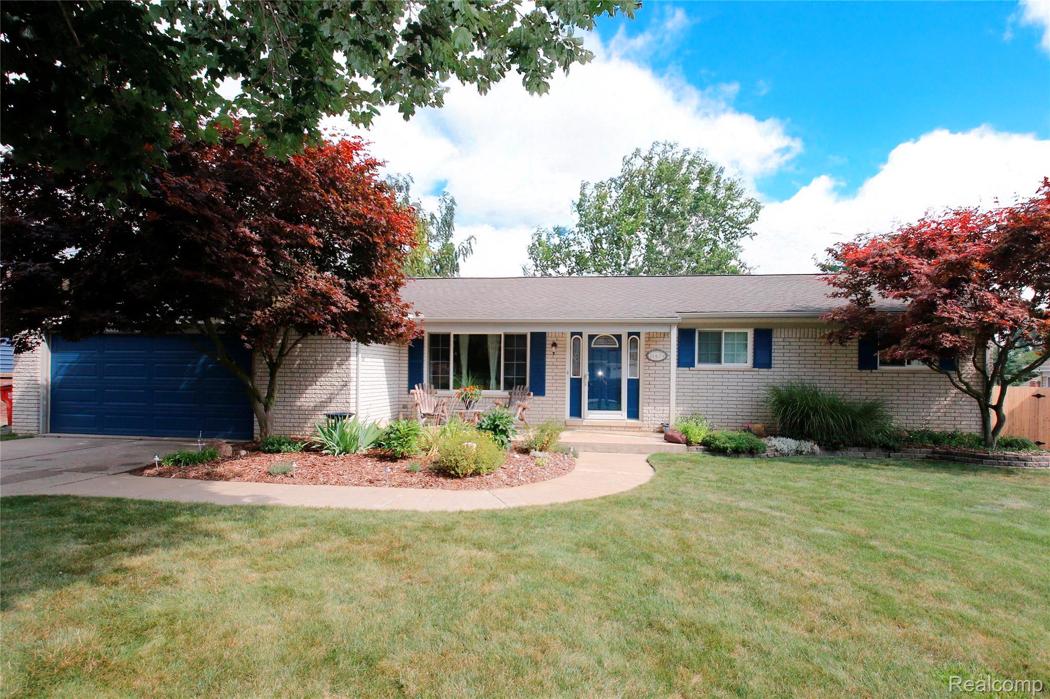 11429 S Crestline Drive Property Photo 1