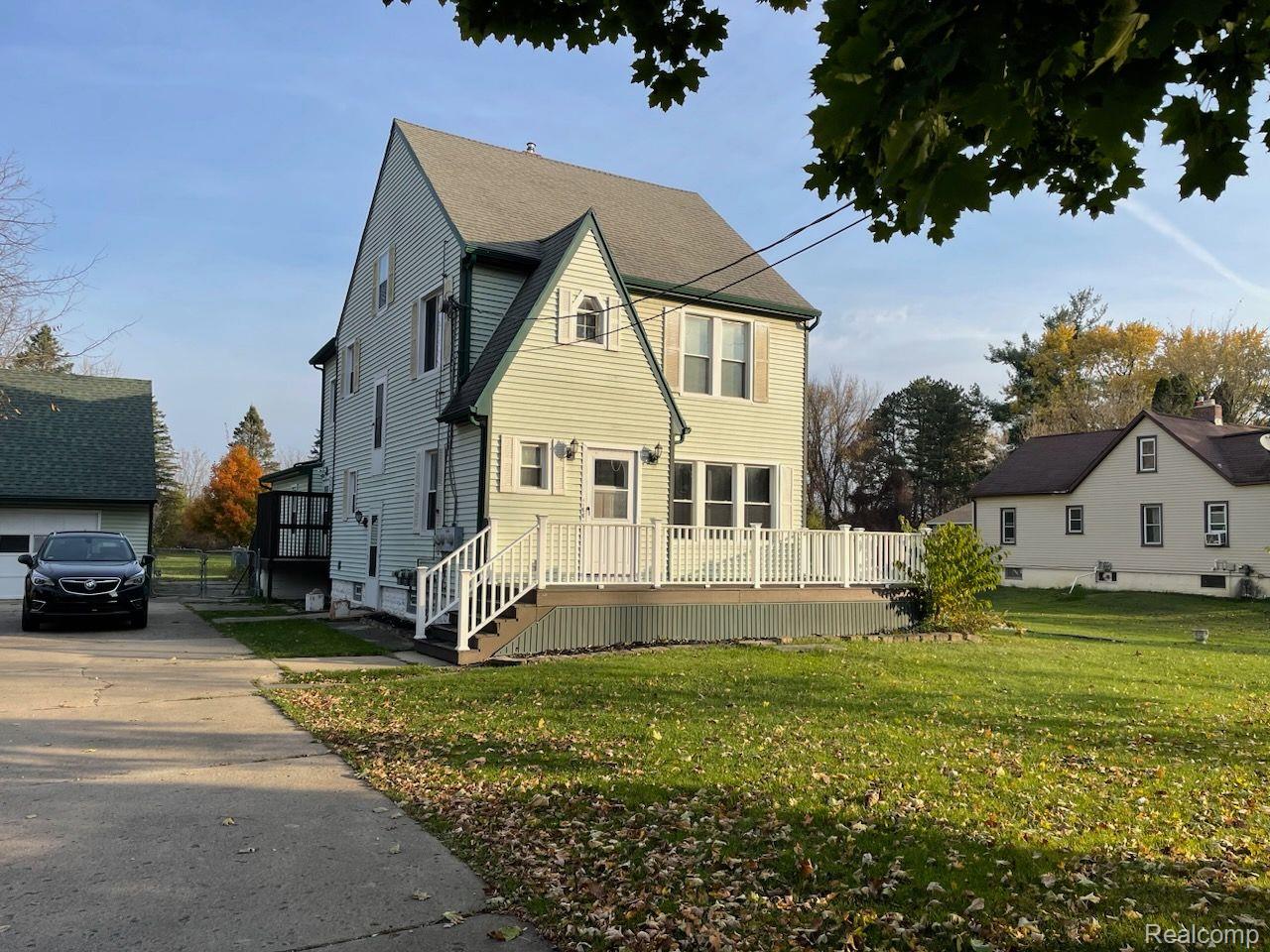 4355 Lapeer Road Property Photo 1