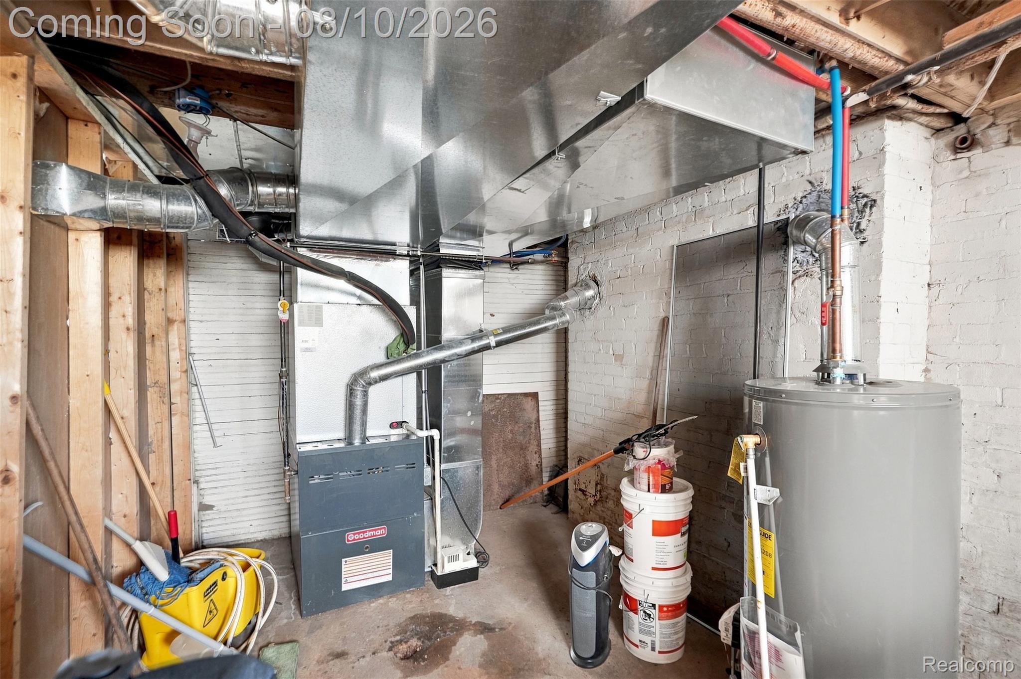 2400 Edison Property Photo 25