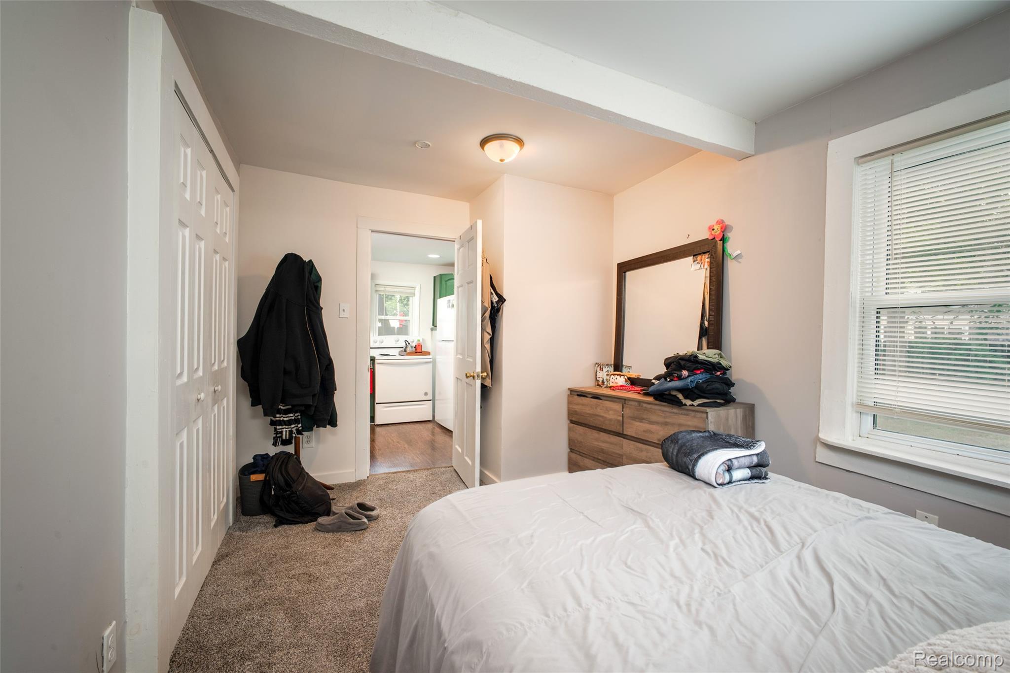 2814 Crooks Road Property Photo 13