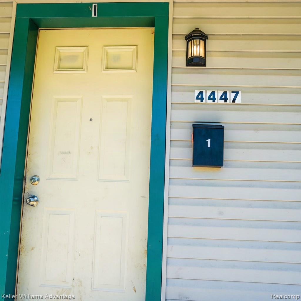 4447 Baldwin Street Property Photo 3