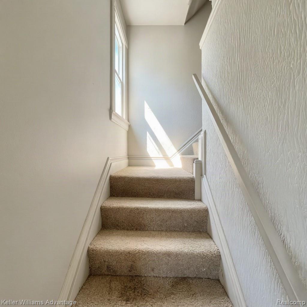 4447 Baldwin Street Property Photo 13