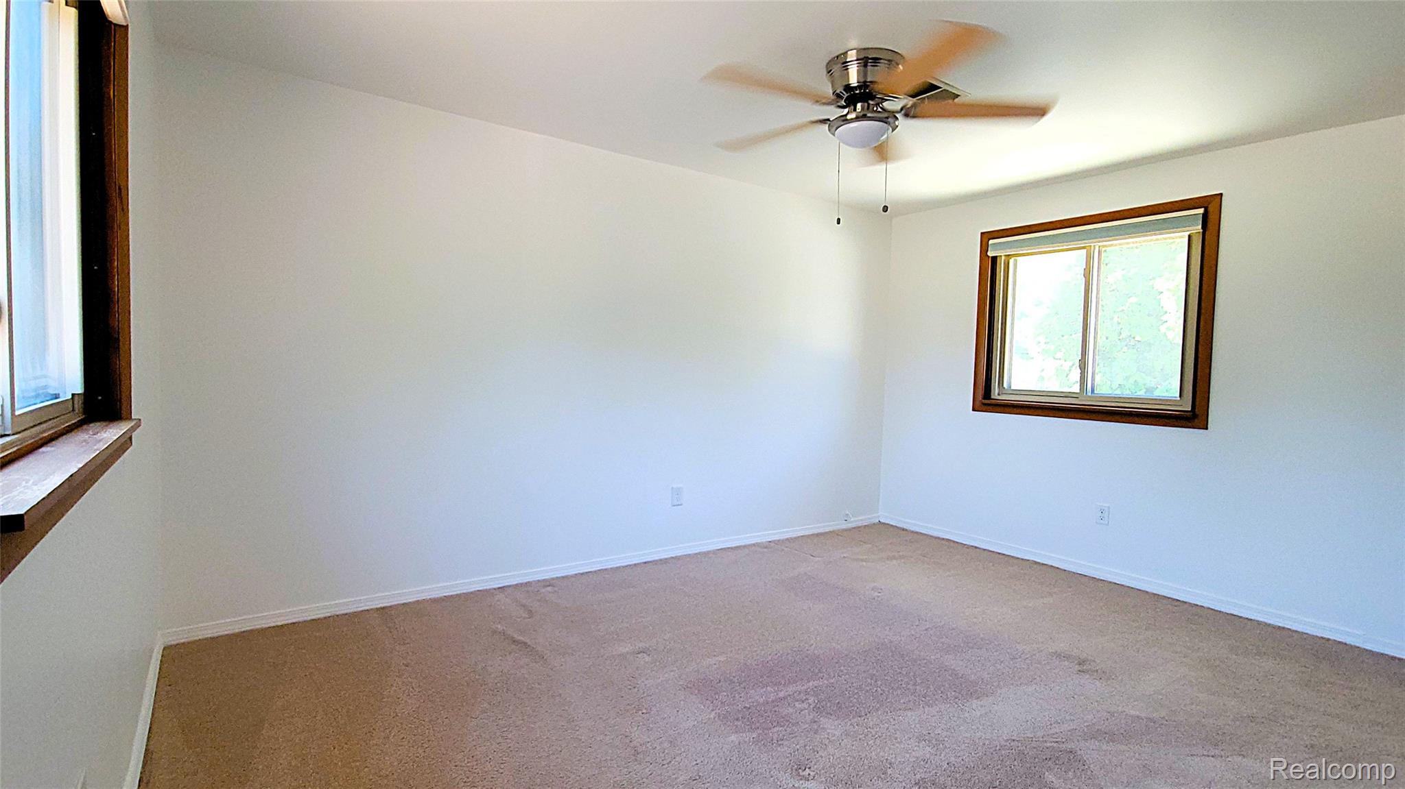 31784 Penn Street Property Photo 14