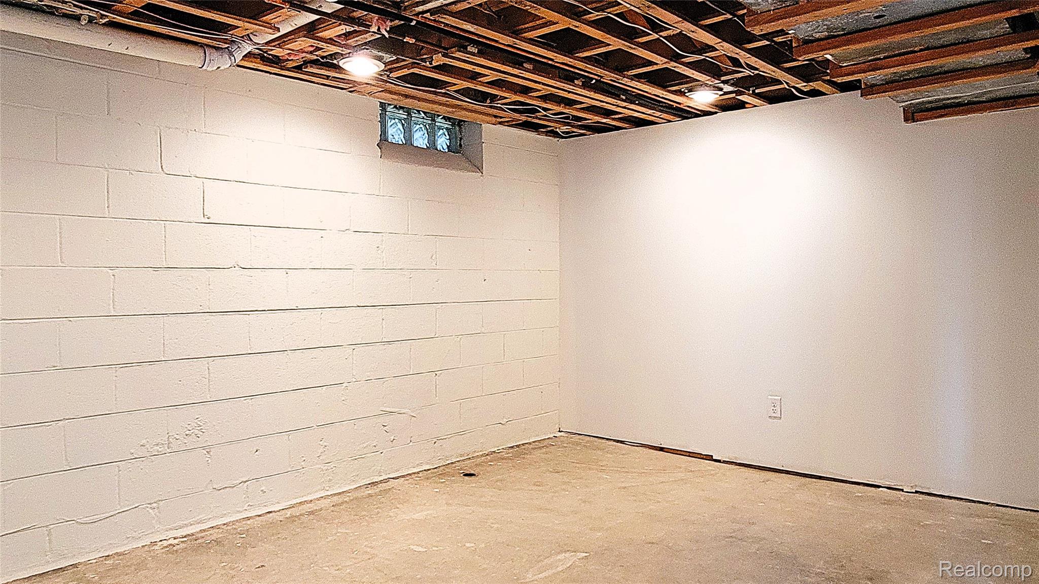 31784 Penn Street Property Photo 22