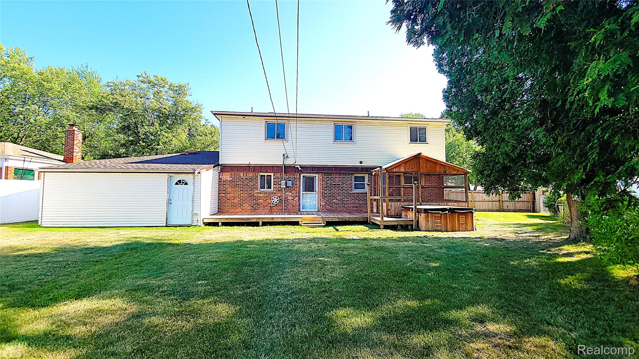 31784 Penn Street Property Photo 24