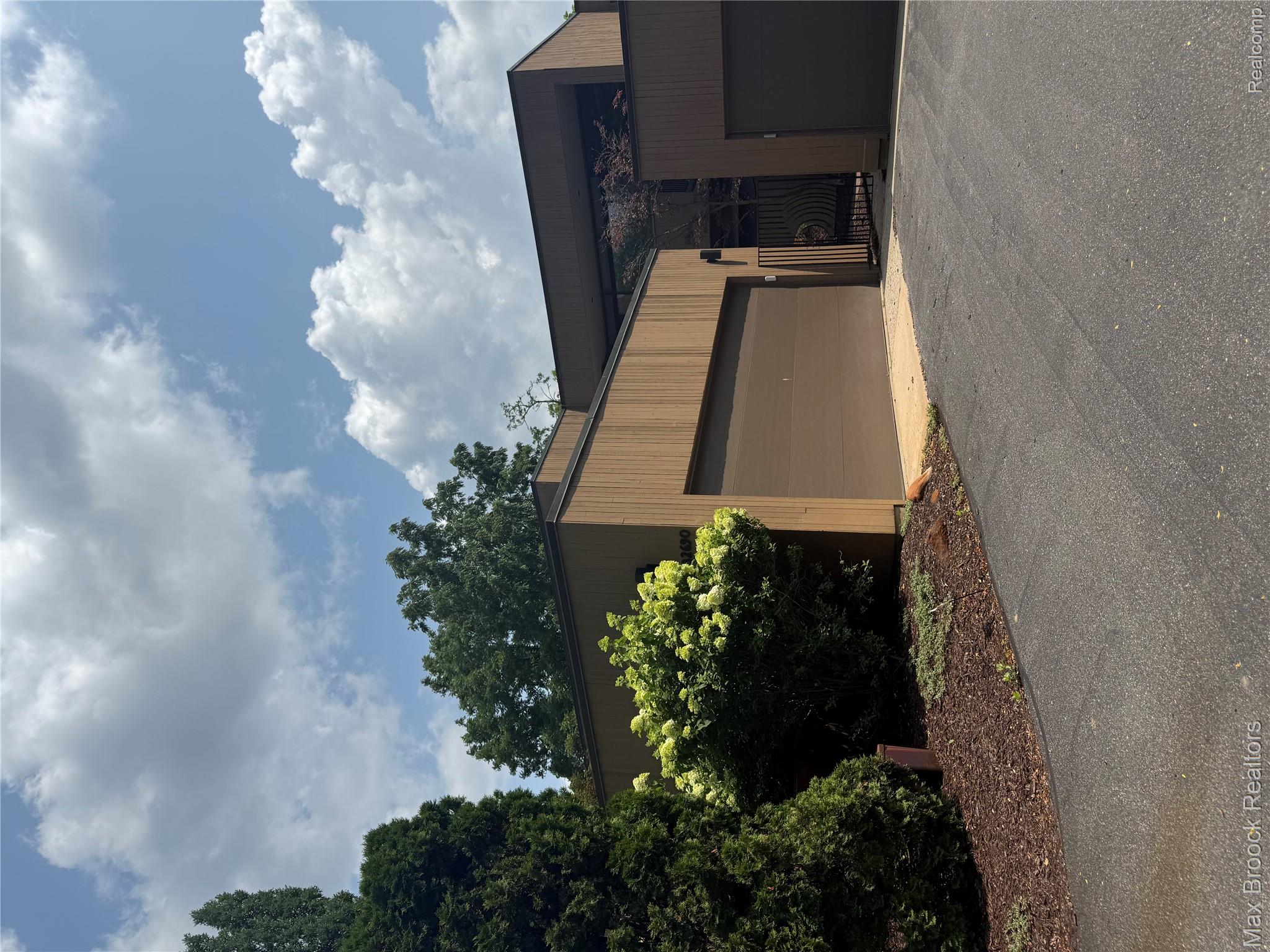 32690 Ravine Drive Property Photo 1