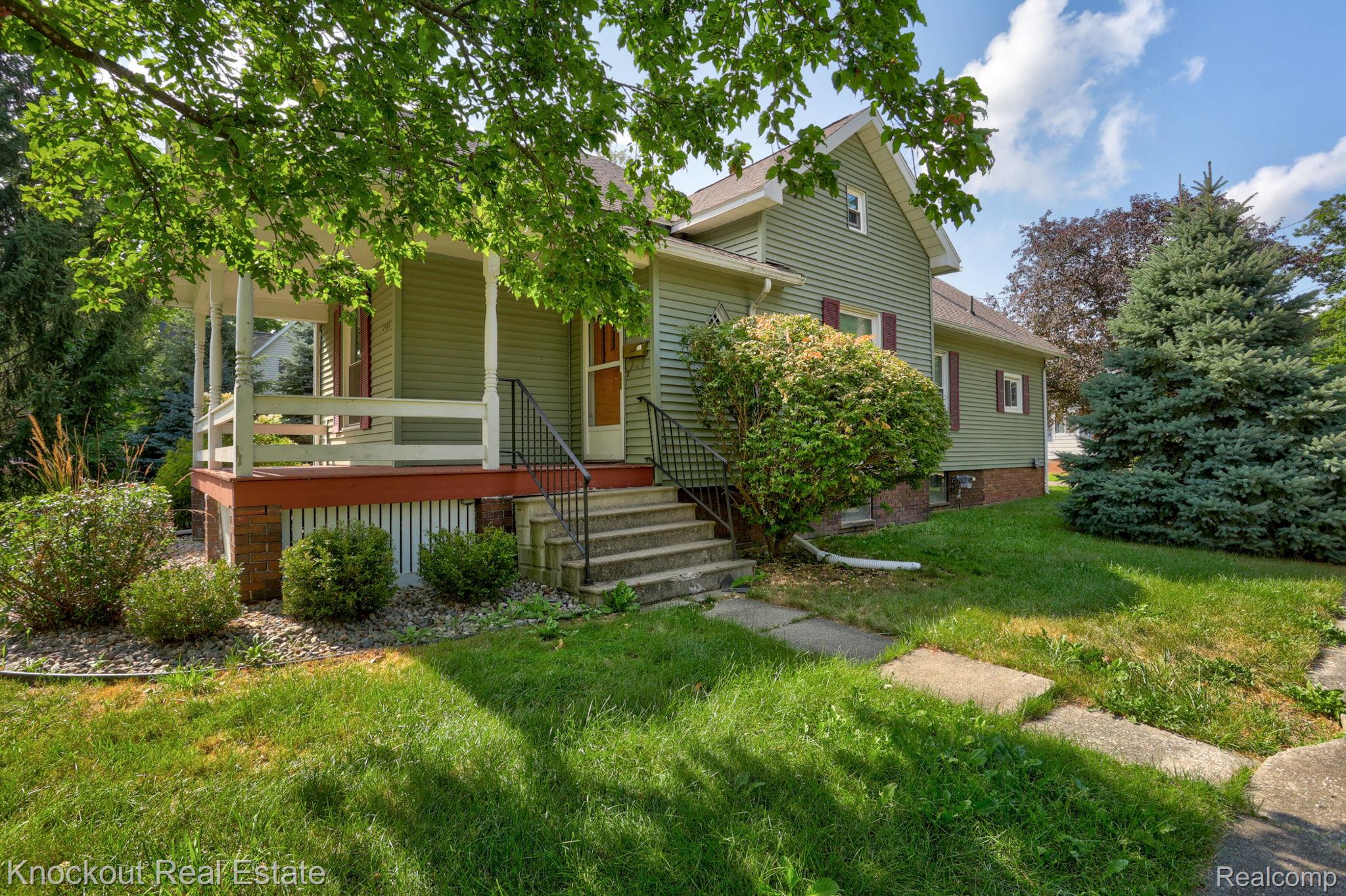 2502 Stobbe Street Property Photo 6