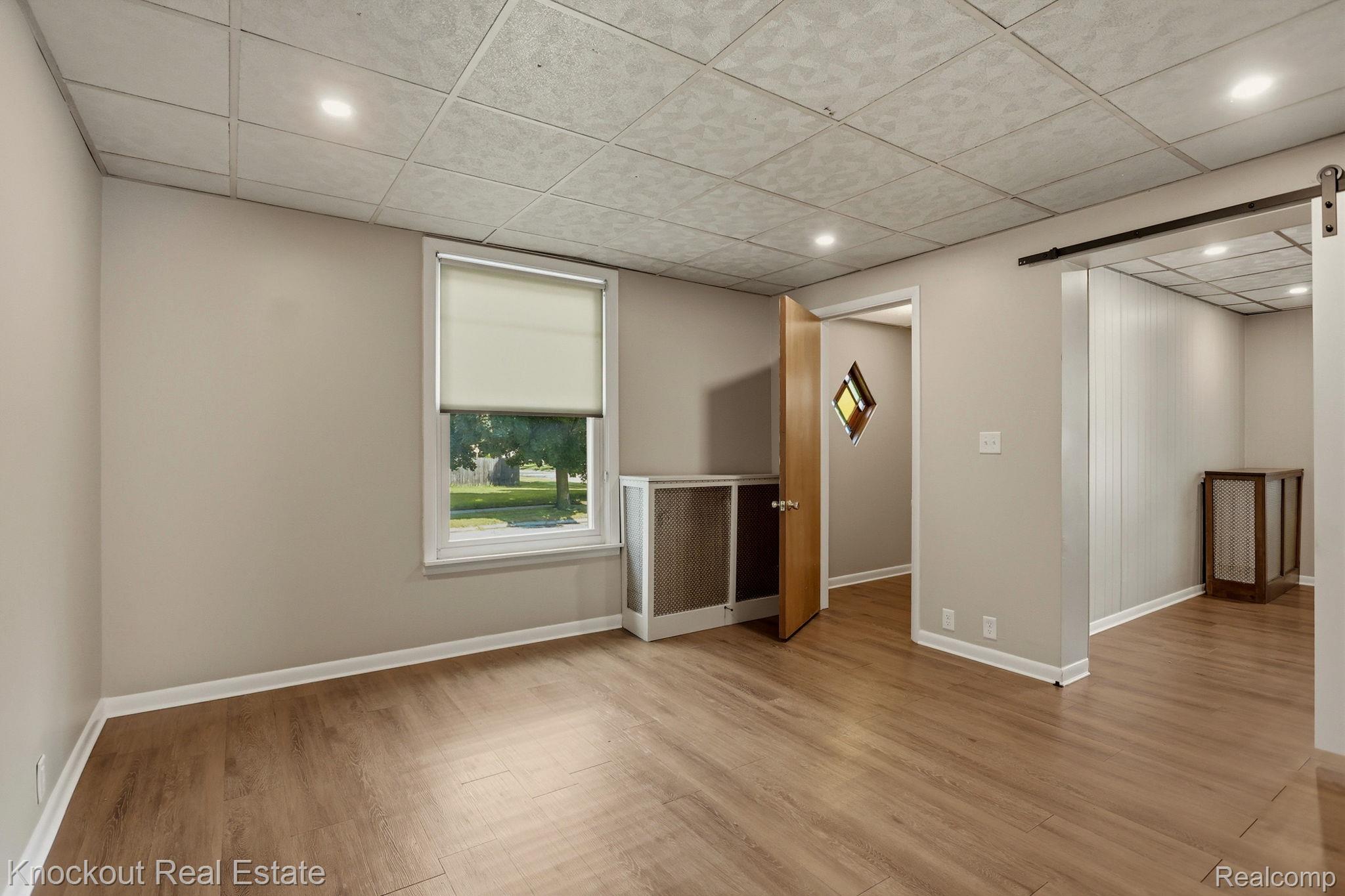 2502 Stobbe Street Property Photo 9