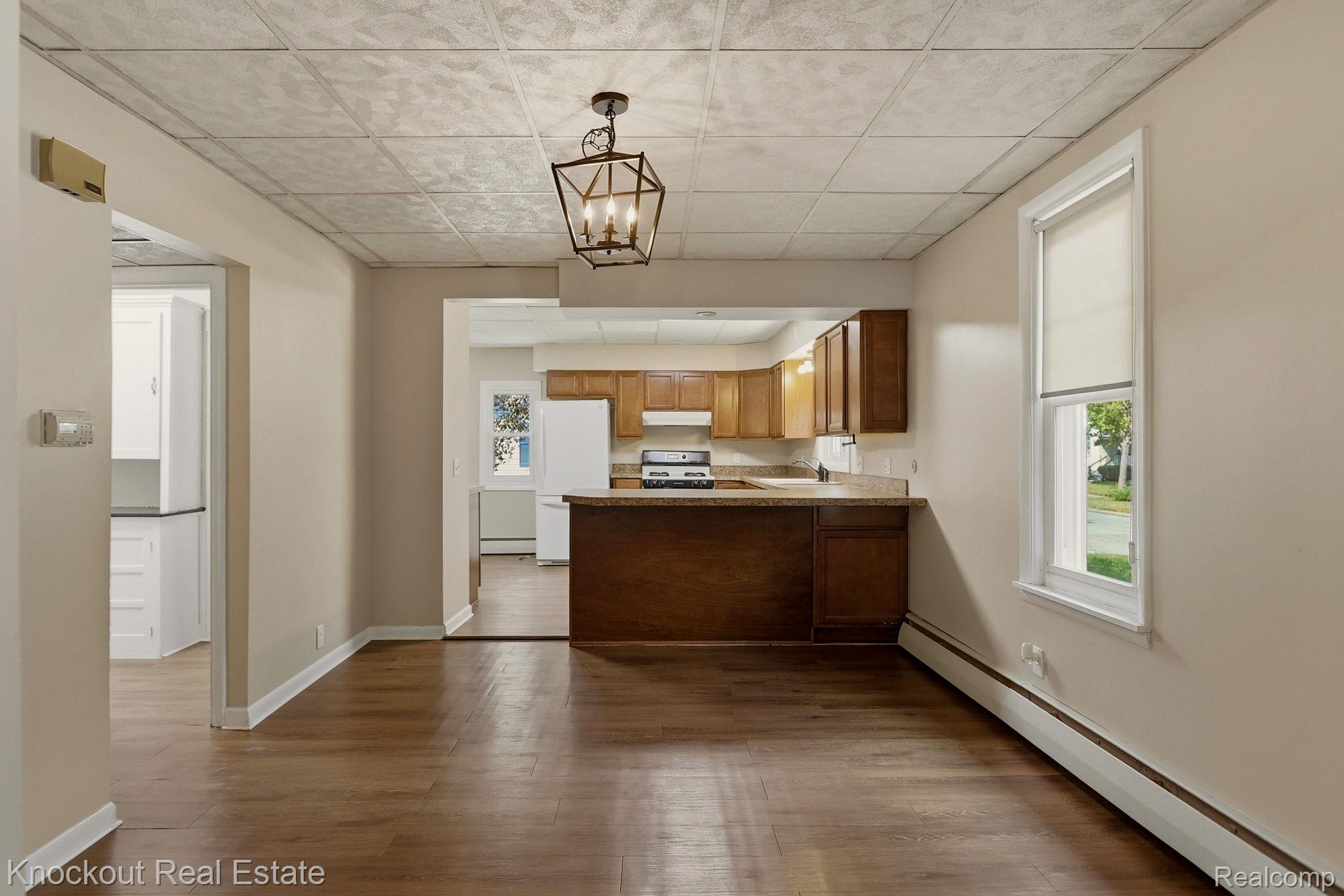 2502 Stobbe Street Property Photo 11