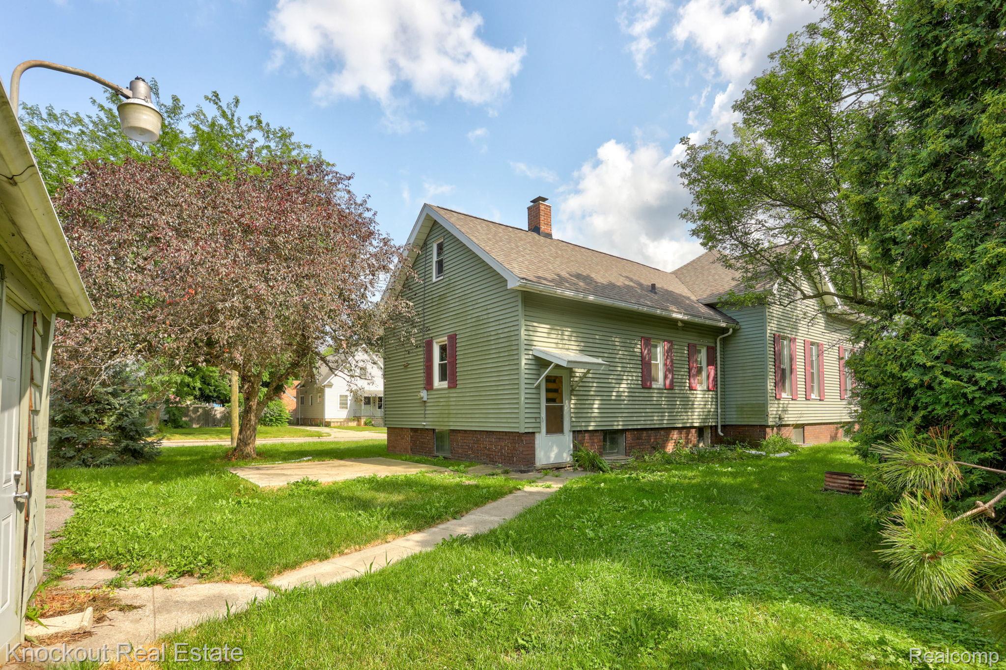 2502 Stobbe Street Property Photo 32
