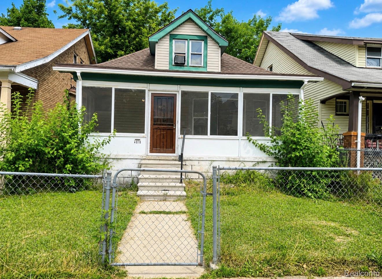 4618 Bewick Street Property Photo 1