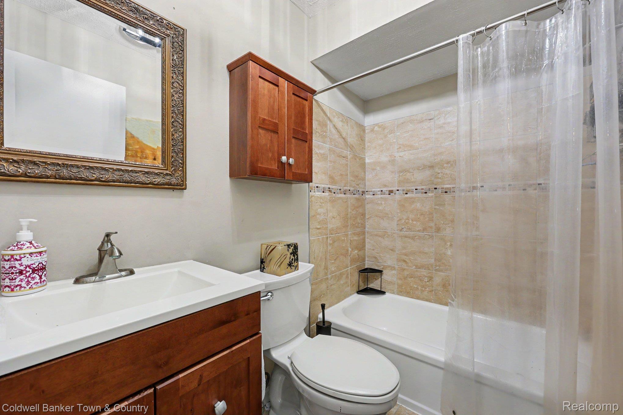 5134 Red Fox Drive Property Photo 18