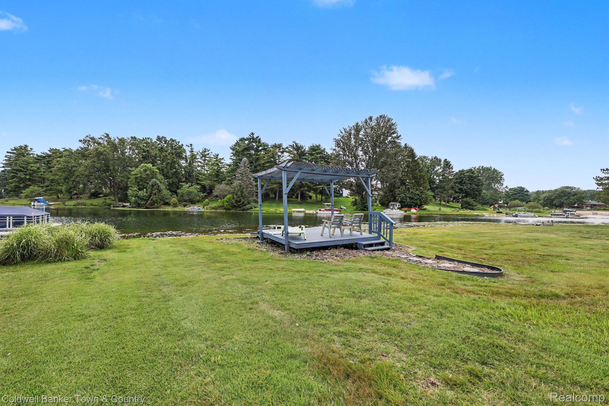 5134 Red Fox Drive Property Photo 27