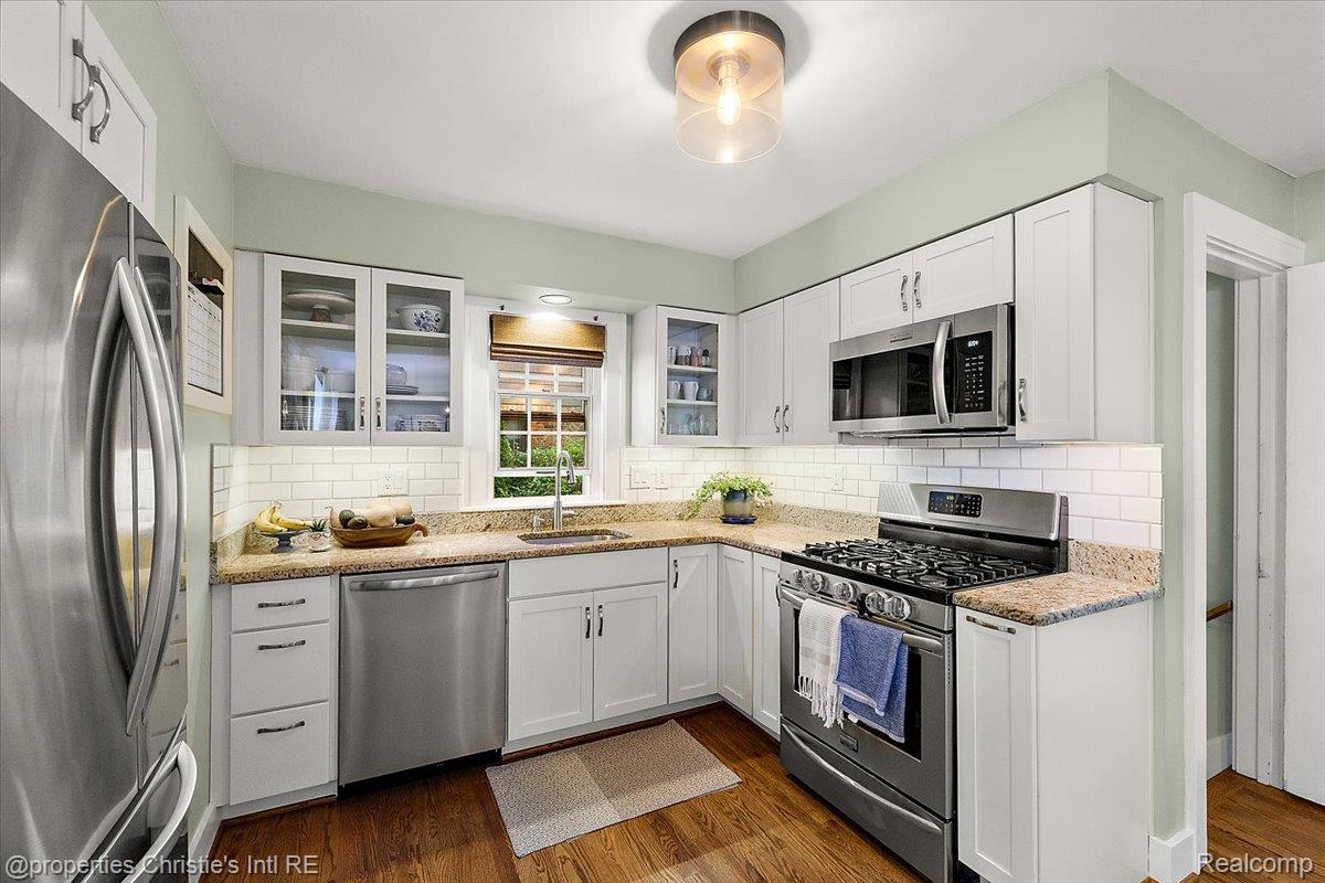 788 Rivard Boulevard Property Photo 11