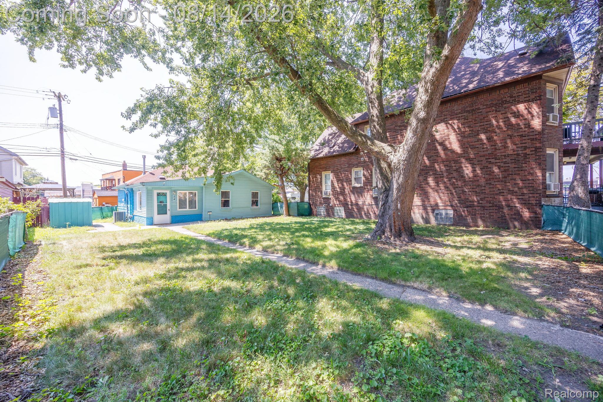 54 Walnut Street Property Photo 4