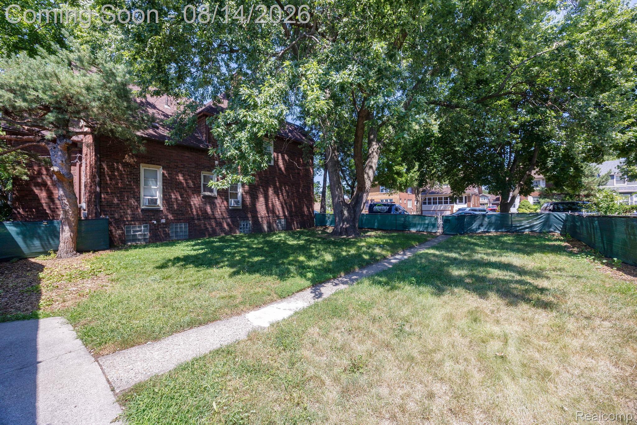 54 Walnut Street Property Photo 6