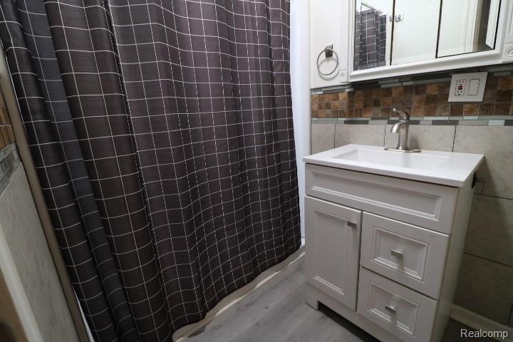 4142 Coggins Avenue Property Photo 10