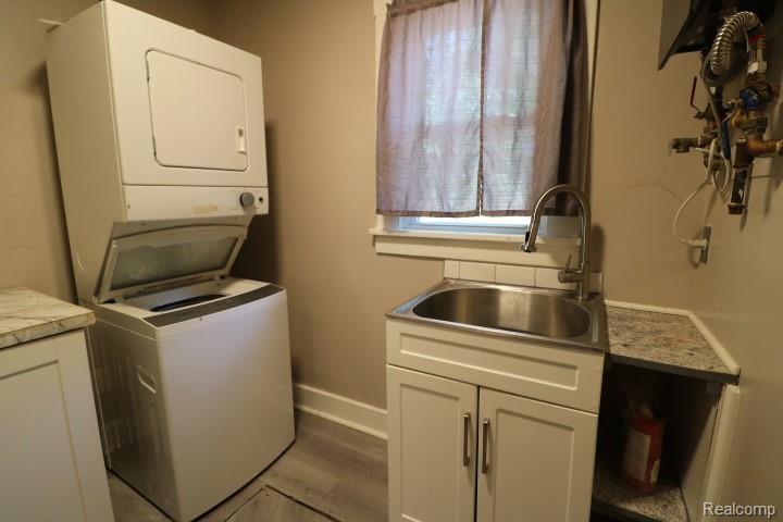 4142 Coggins Avenue Property Photo 11