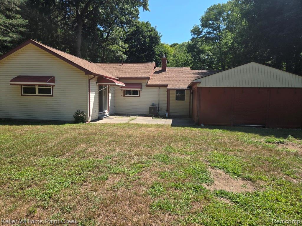 1460 Gravel Ridge Drive Property Photo 4
