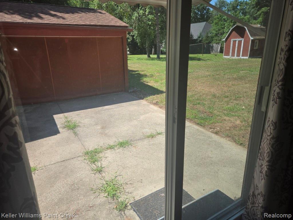 1460 Gravel Ridge Drive Property Photo 15
