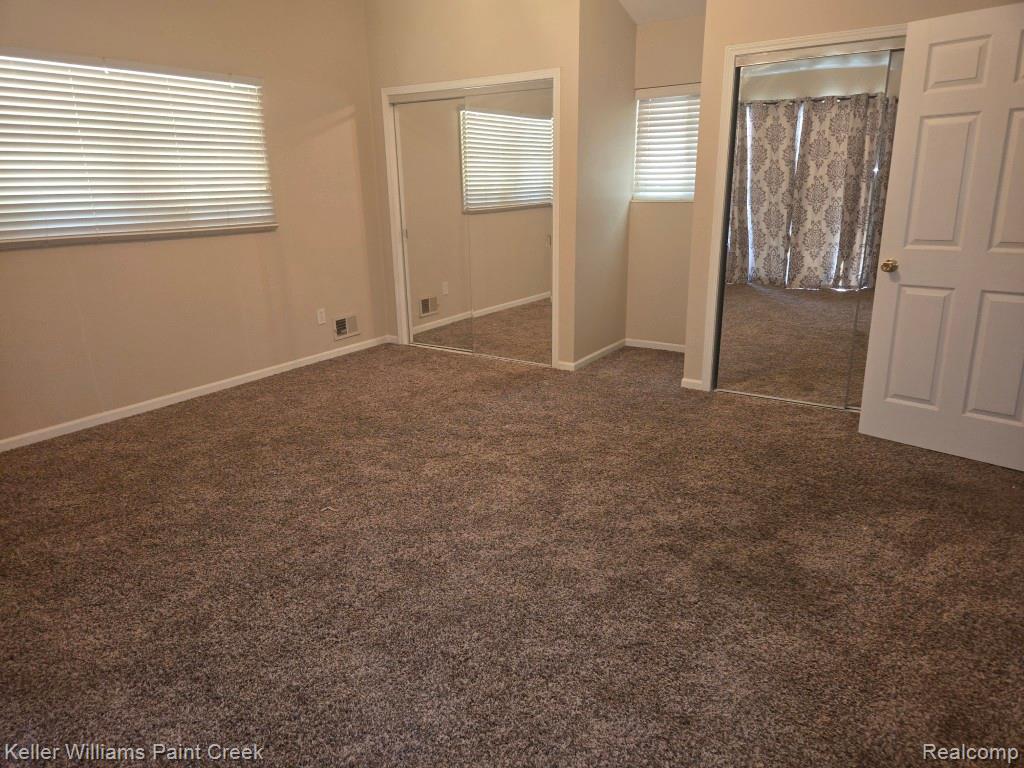 1460 Gravel Ridge Drive Property Photo 17