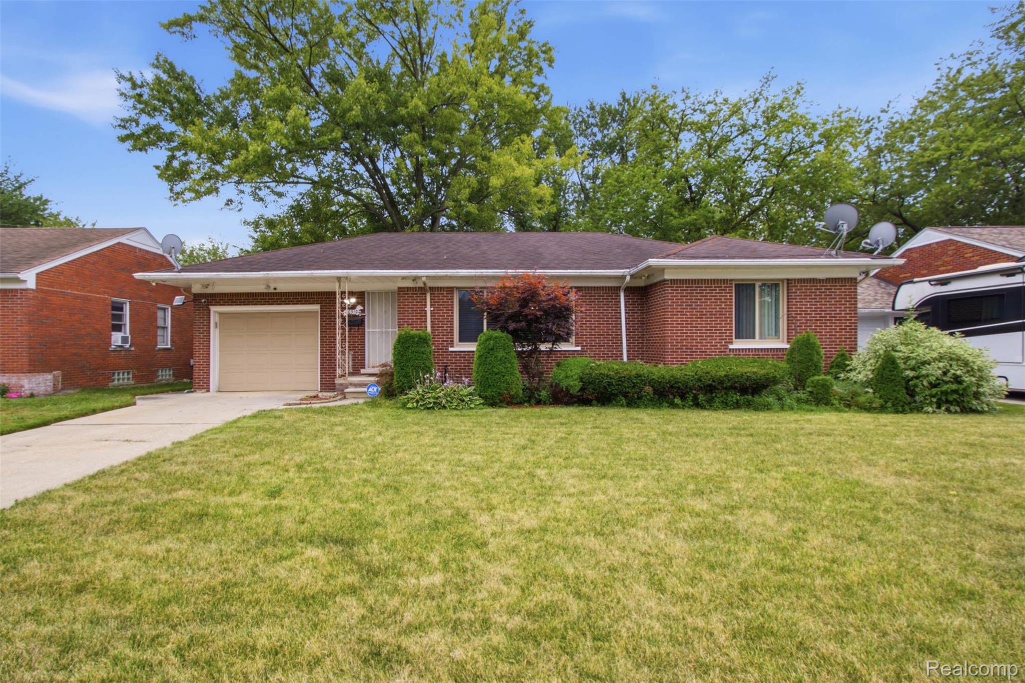 20310 Woodside Street Property Photo 1