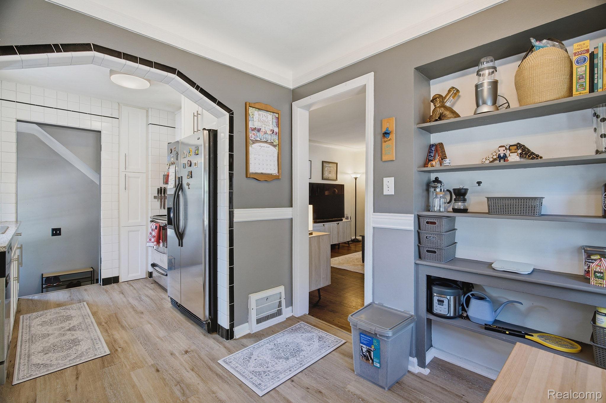 134 S Connecticut Avenue Property Photo 4
