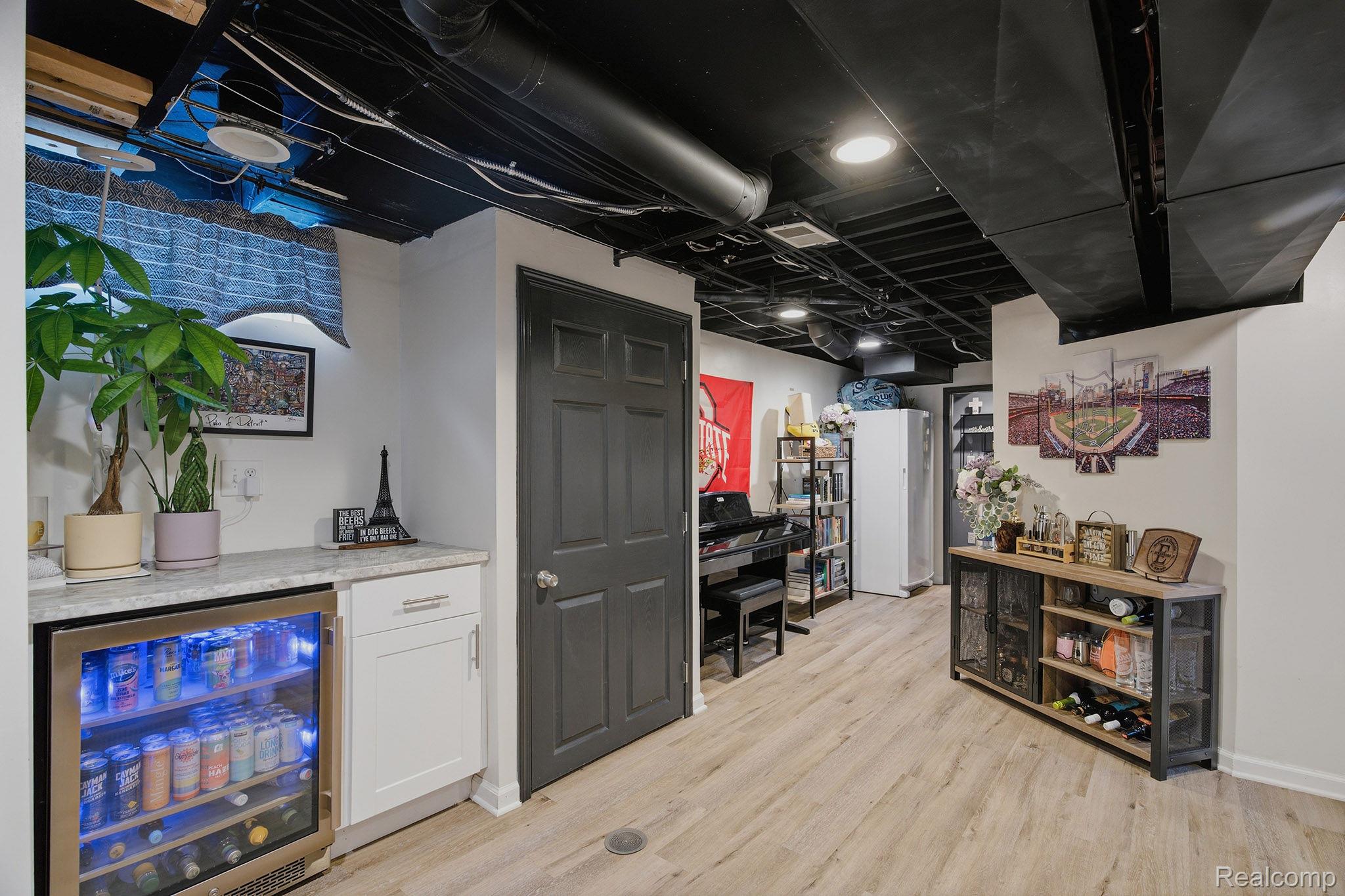 134 S Connecticut Avenue Property Photo 17