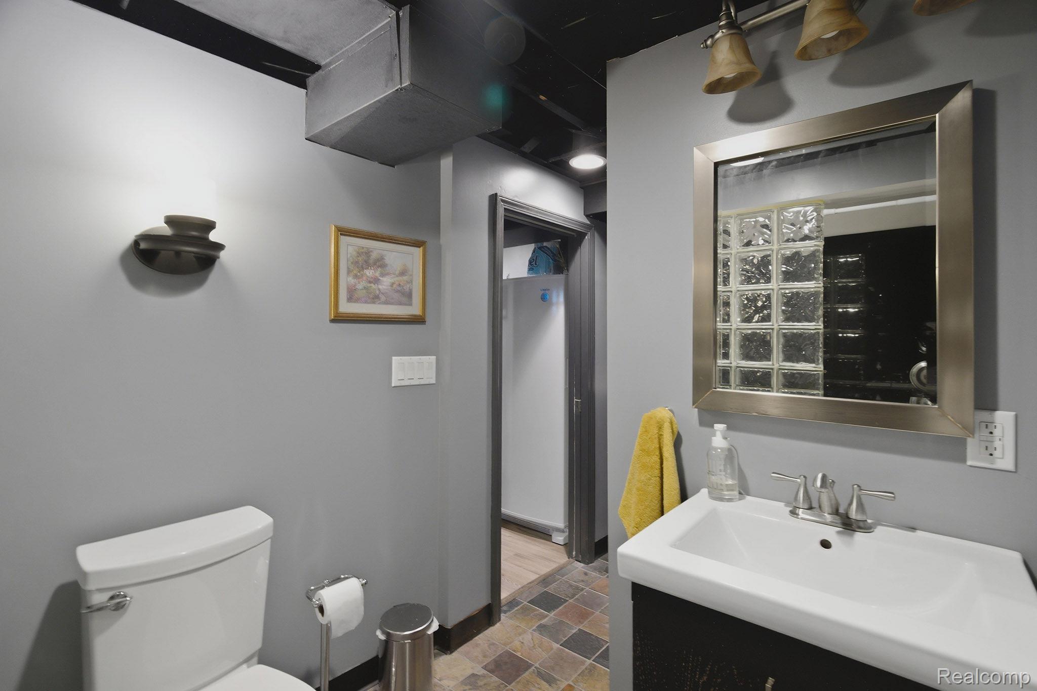134 S Connecticut Avenue Property Photo 18
