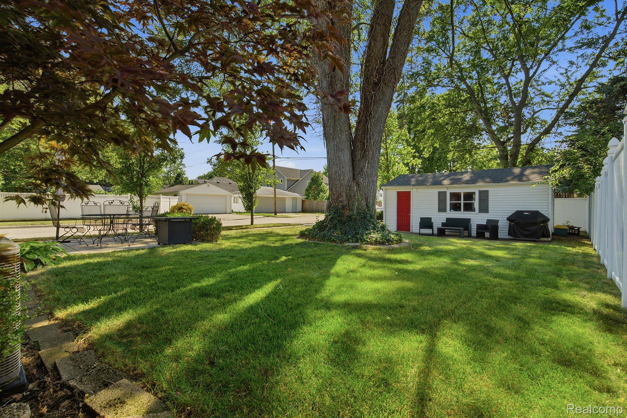 134 S Connecticut Avenue Property Photo 26