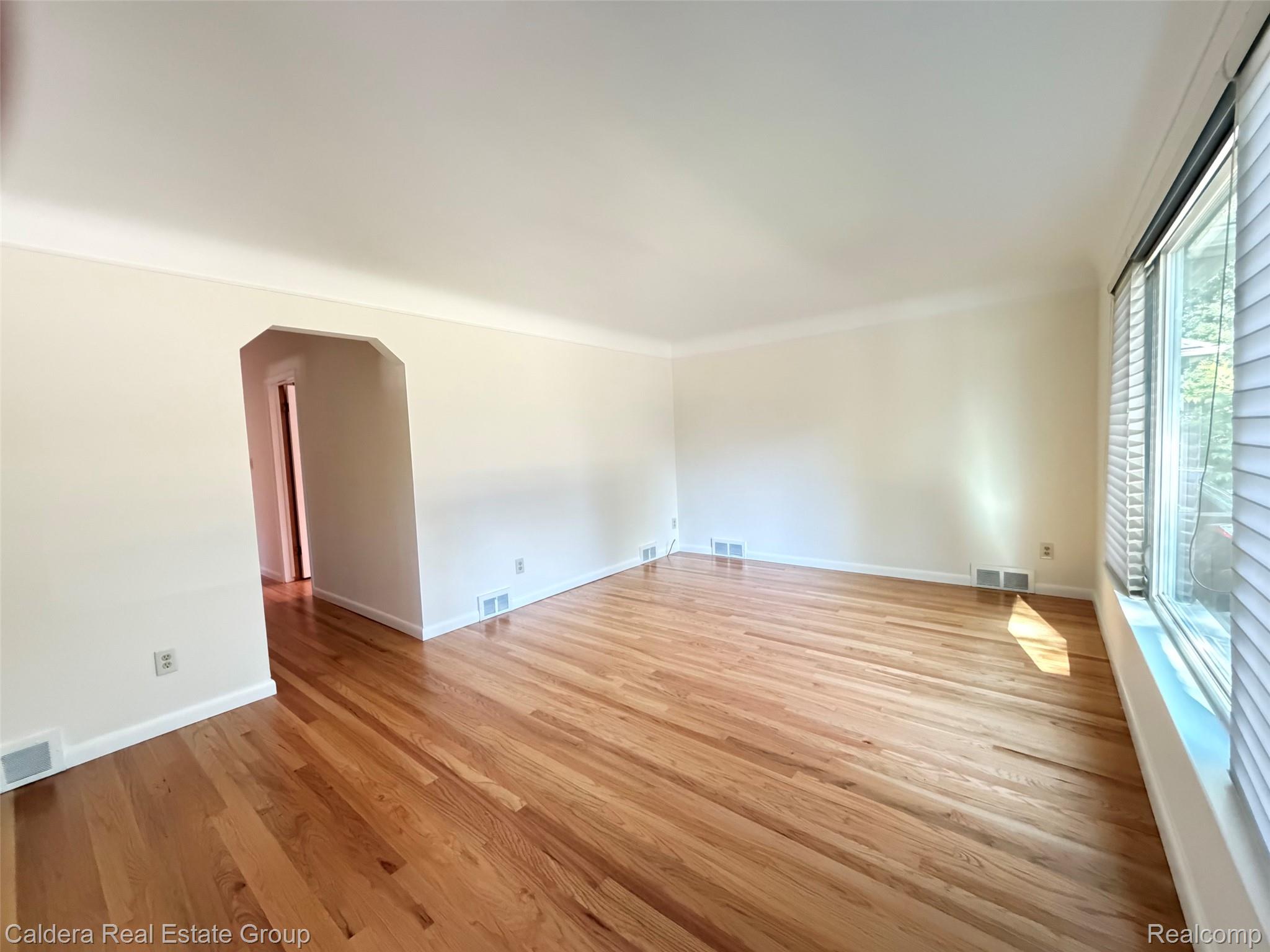 20950 Country Club Drive Property Photo 3