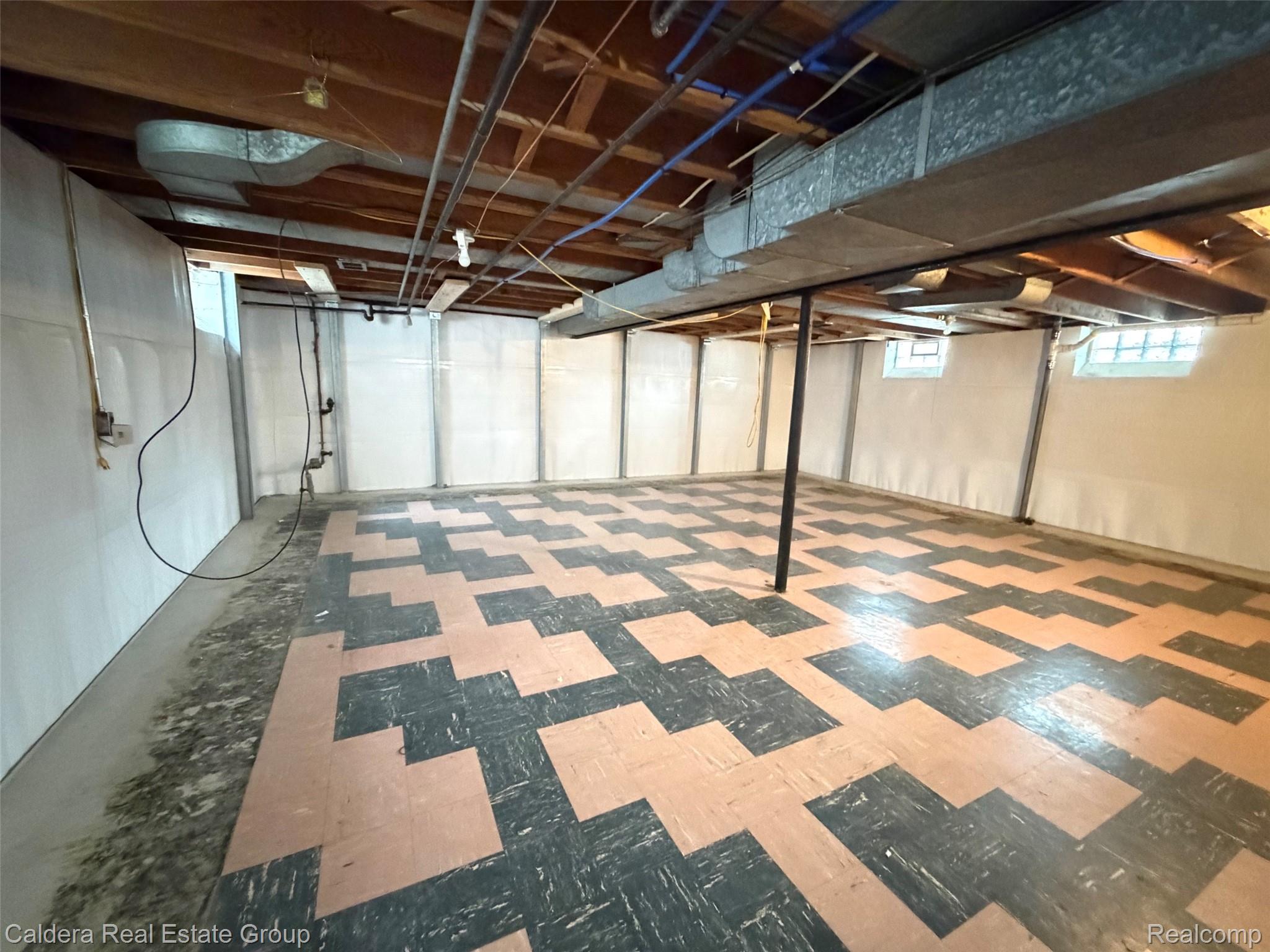 20950 Country Club Drive Property Photo 11