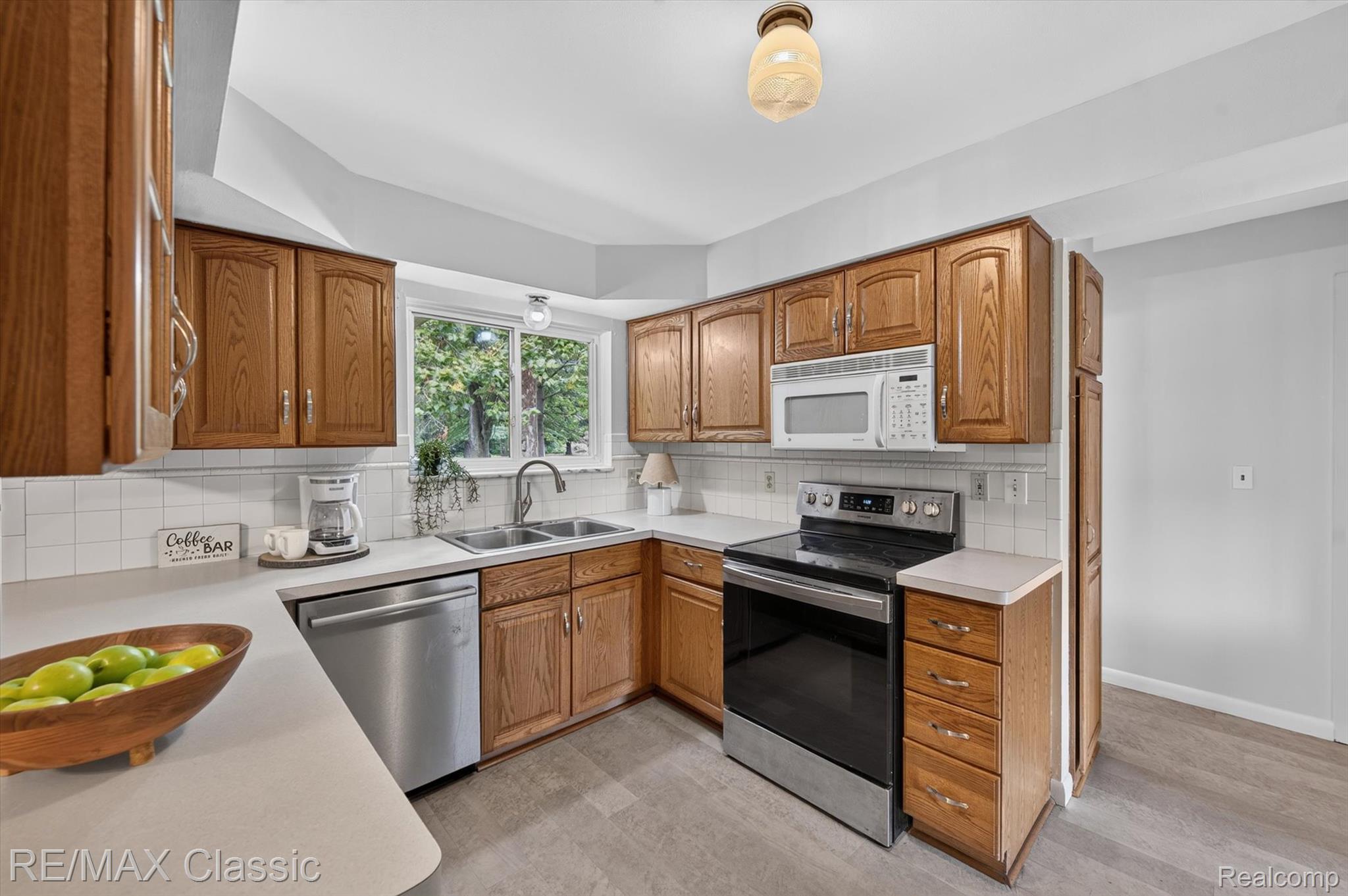 8200 Hannan Road Property Photo 10