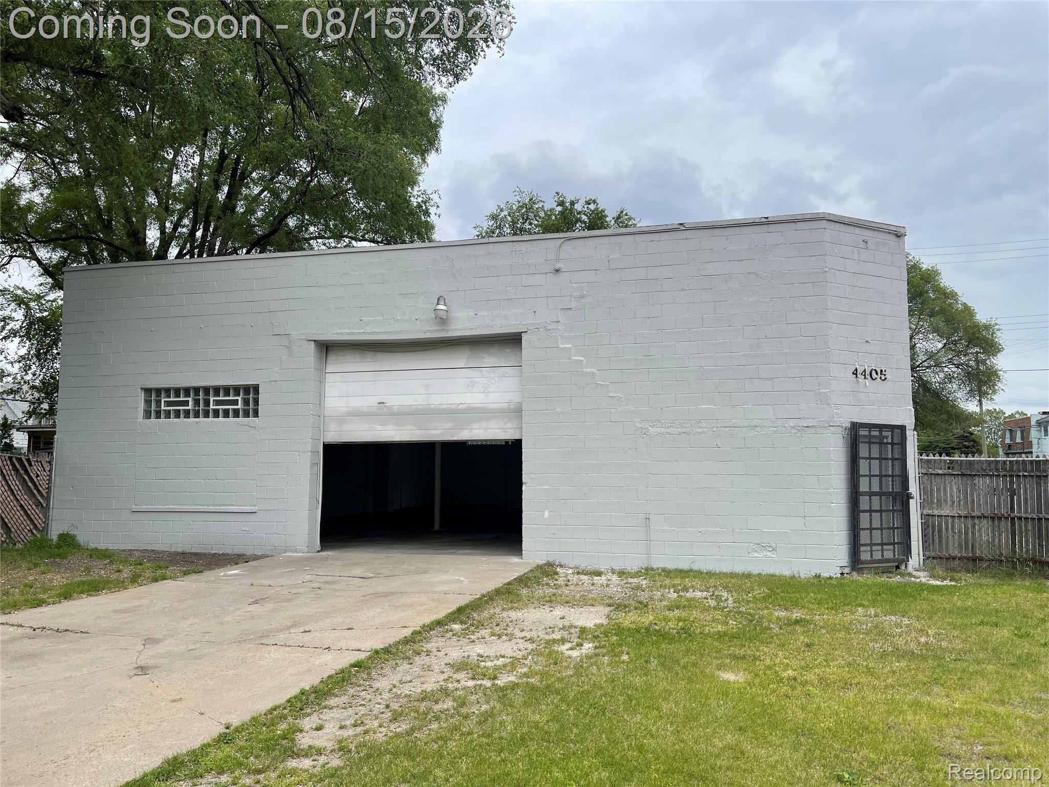 4405 E Nevada Street Property Photo 1