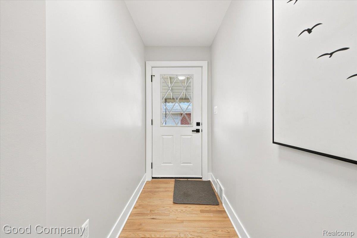 17945 Breezeway Property Photo 5