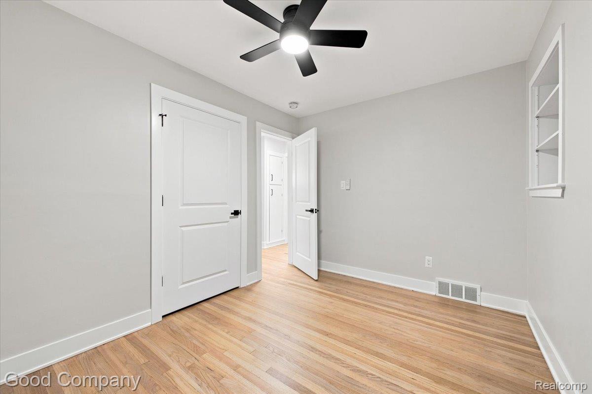 17945 Breezeway Property Photo 16
