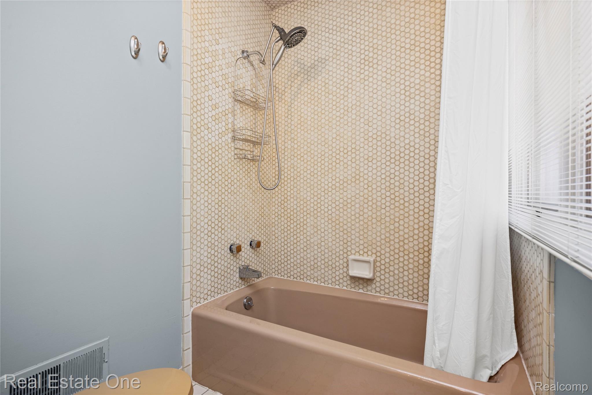 5443 Bristol Parke Drive Property Photo 65