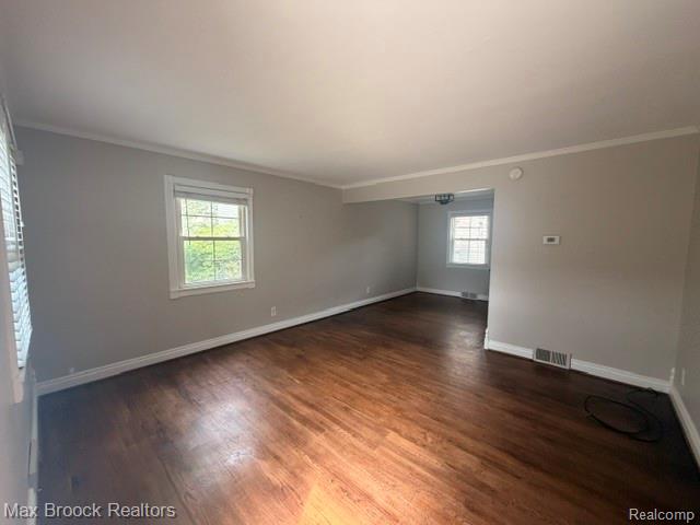 1682 Graefield Road Property Photo 4