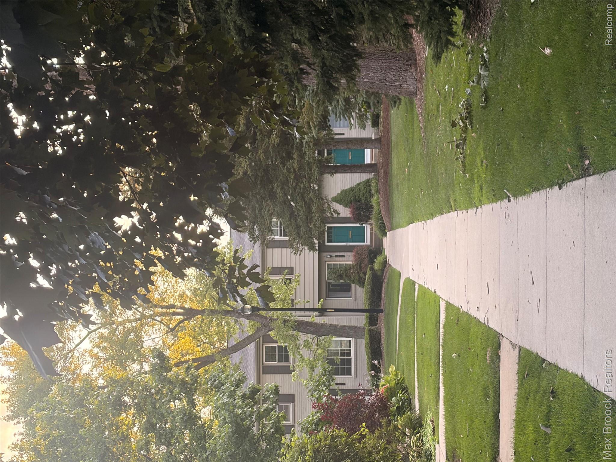 1682 Graefield Road Property Photo 1