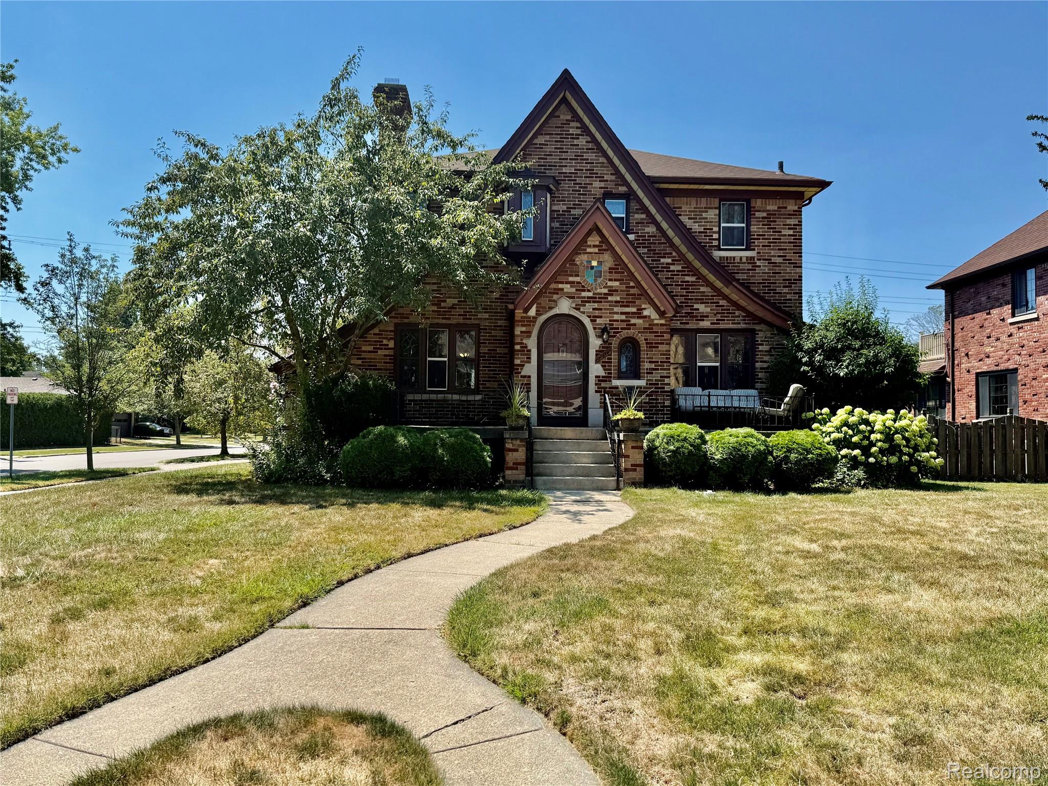 1305 Bedford Road Property Photo 1