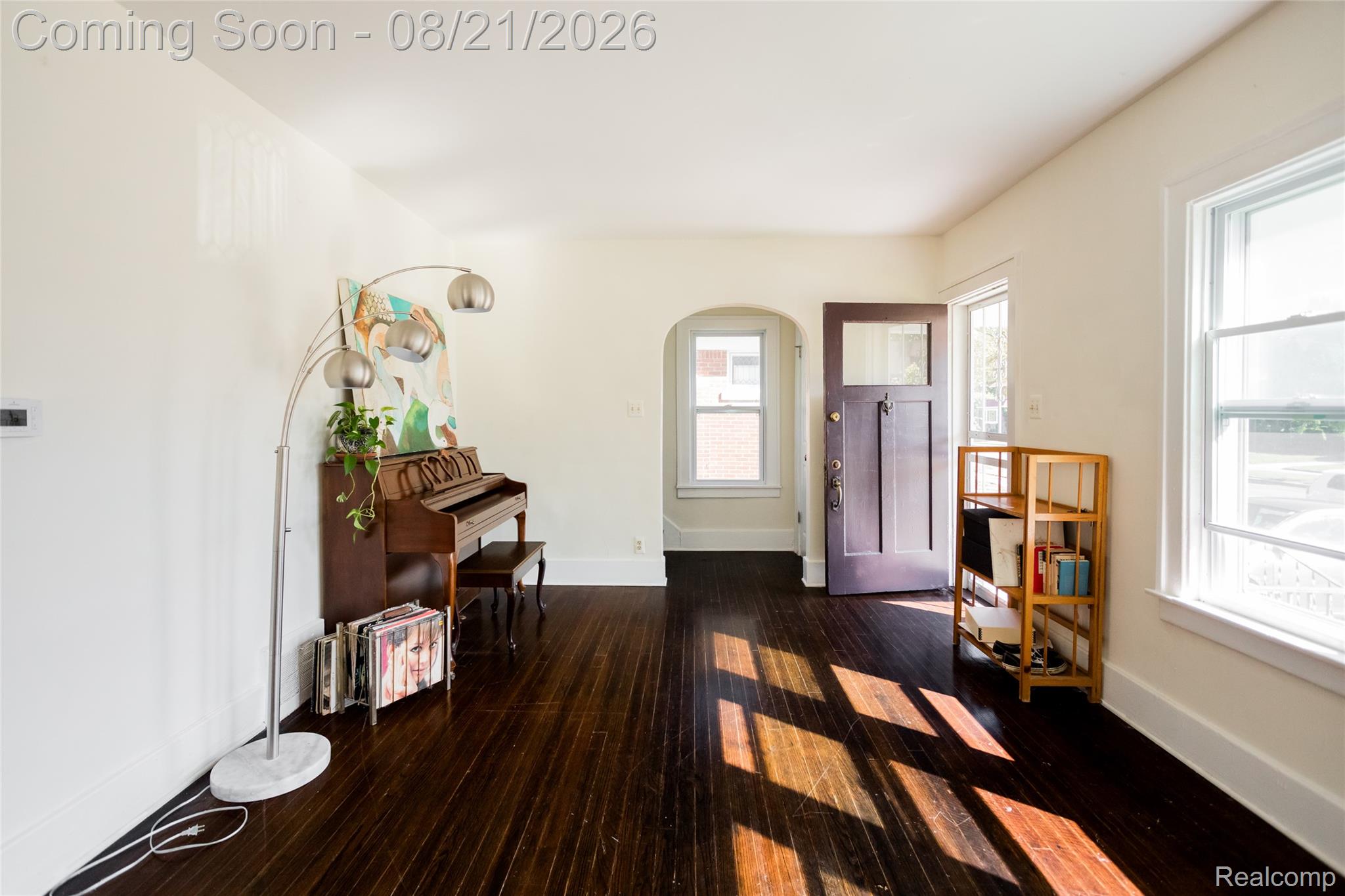 351 Chalmers Street Property Photo 3