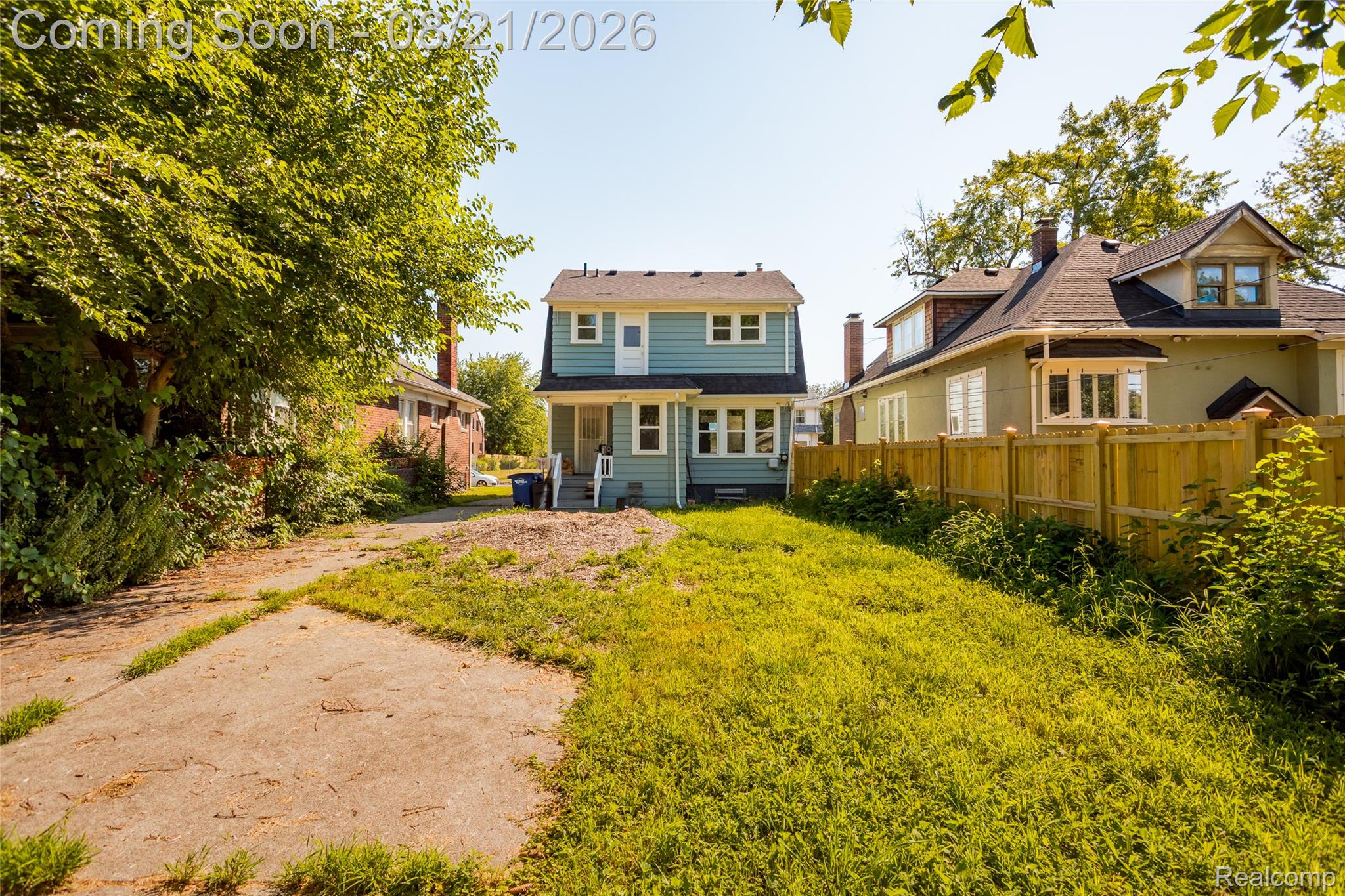 351 Chalmers Street Property Photo 28