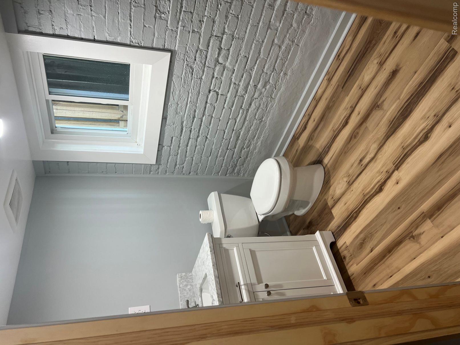 256 Hudson Street Property Photo 14