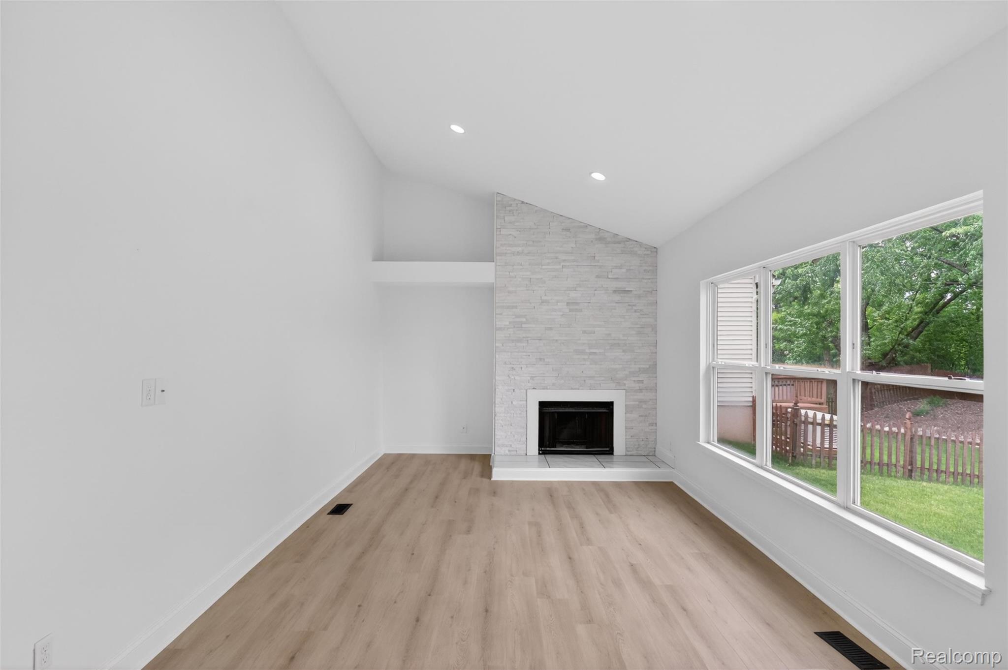 3457 Ashburnam Property Photo 18